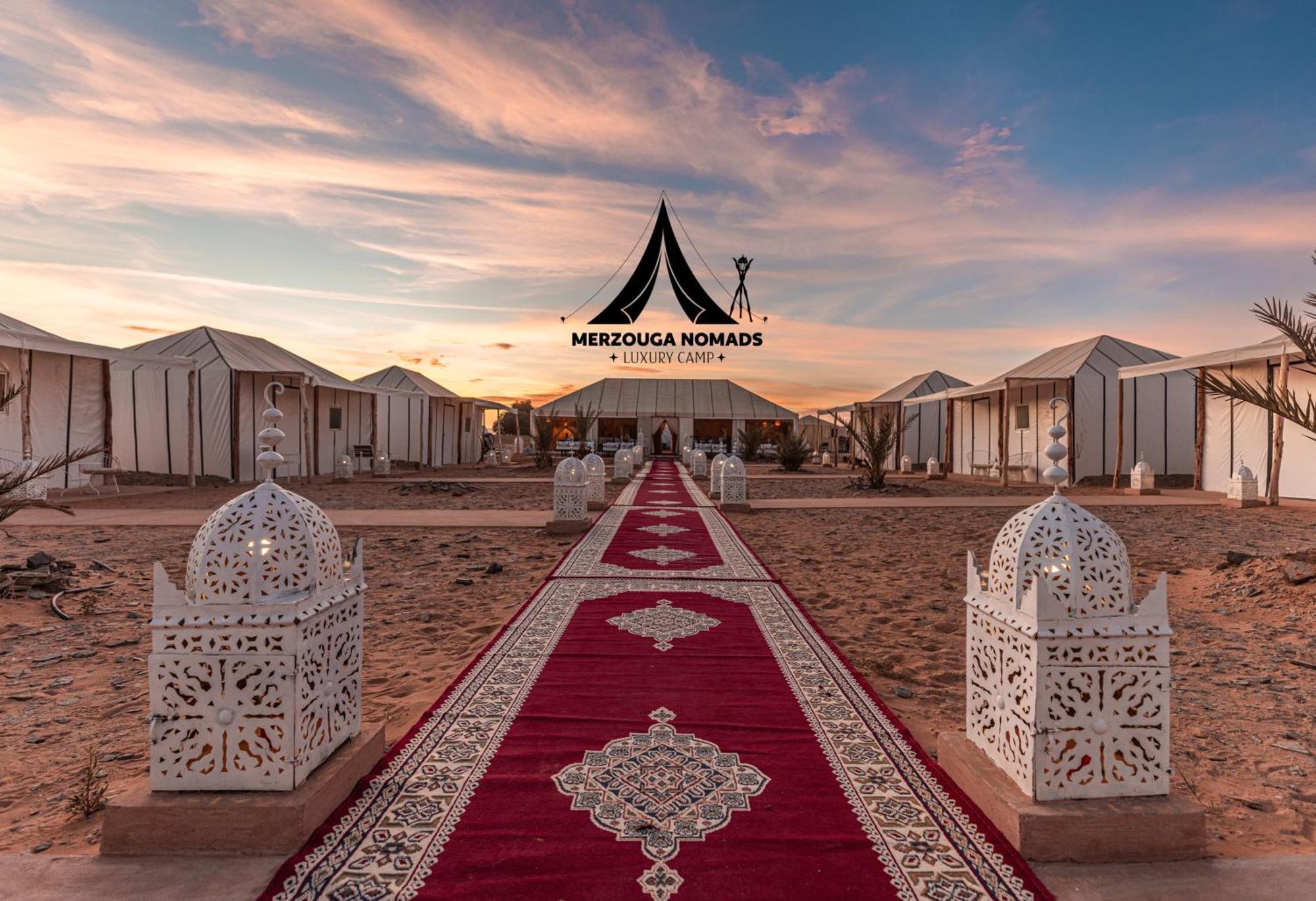 Merzouga Nomads Luxury Camp Extérieur photo