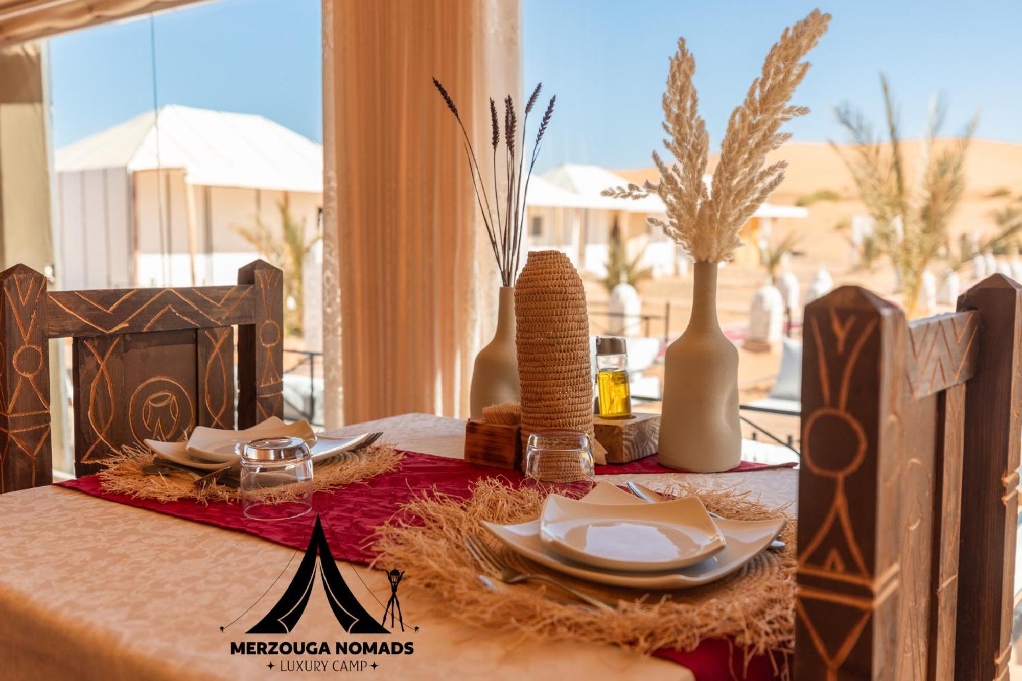 Merzouga Nomads Luxury Camp Extérieur photo