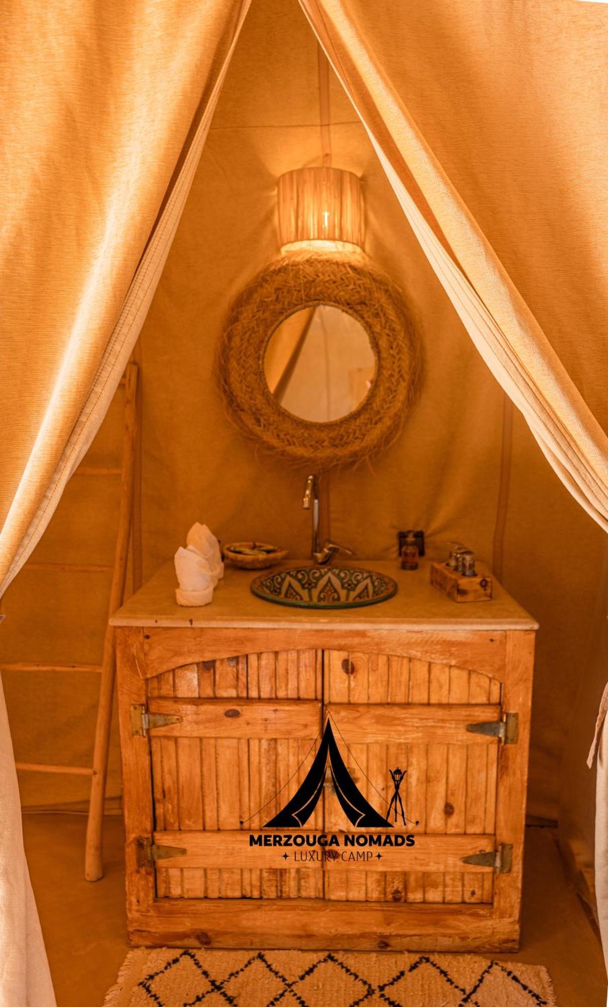 Merzouga Nomads Luxury Camp Extérieur photo